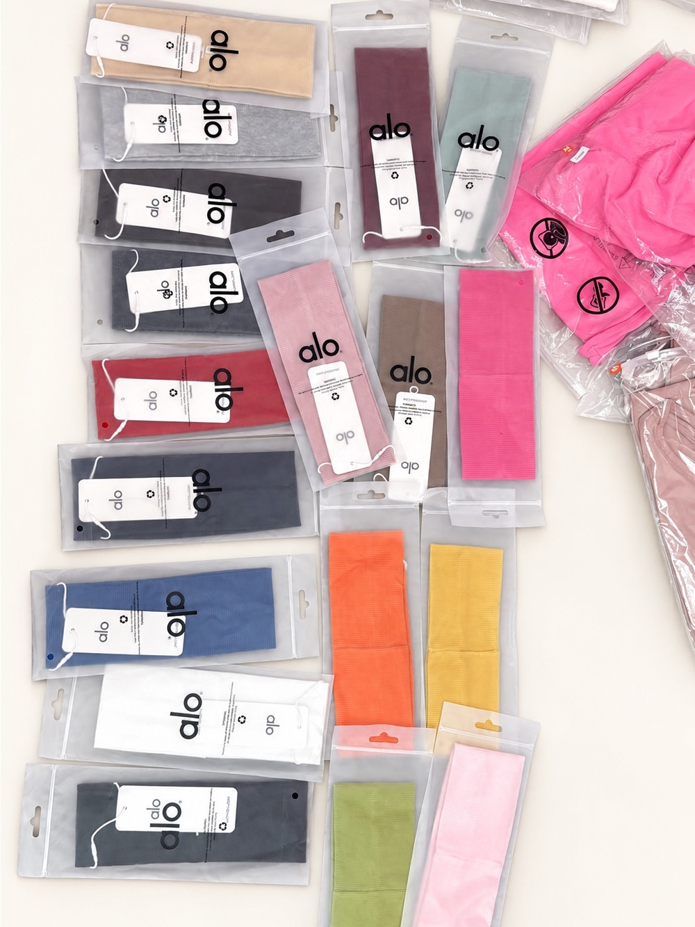 ALO Yoga Kids Headband Set — Assorted Bright & Neutral Colors